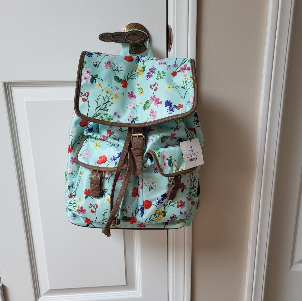Floral Backpack NWT! - Picture 1 of 5
